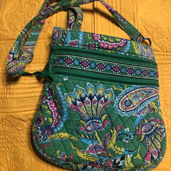 Vera Bradley Crossbody - Picture 2 of 3